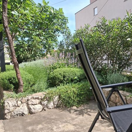 Apartman Vitamare 160 M From The Beach Novi Vinodolski Dış mekan fotoğraf