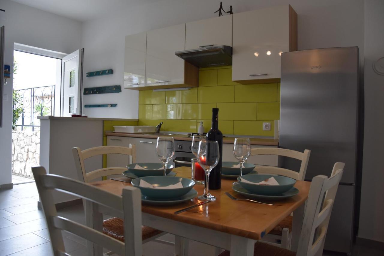 Apartman Vitamare 160 M From The Beach Novi Vinodolski Dış mekan fotoğraf