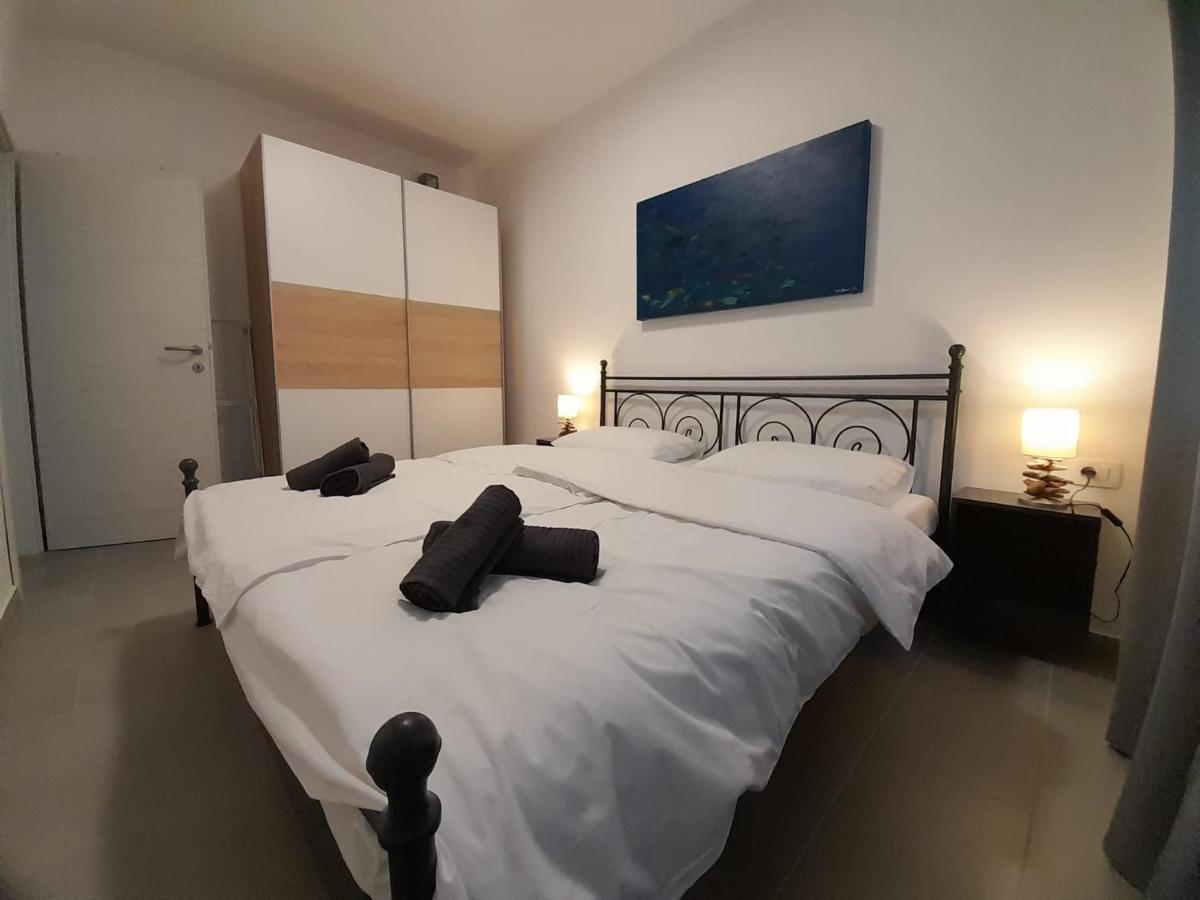 Apartman Vitamare 160 M From The Beach Novi Vinodolski Dış mekan fotoğraf