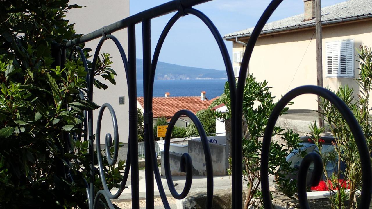 Apartman Vitamare 160 M From The Beach Novi Vinodolski Dış mekan fotoğraf