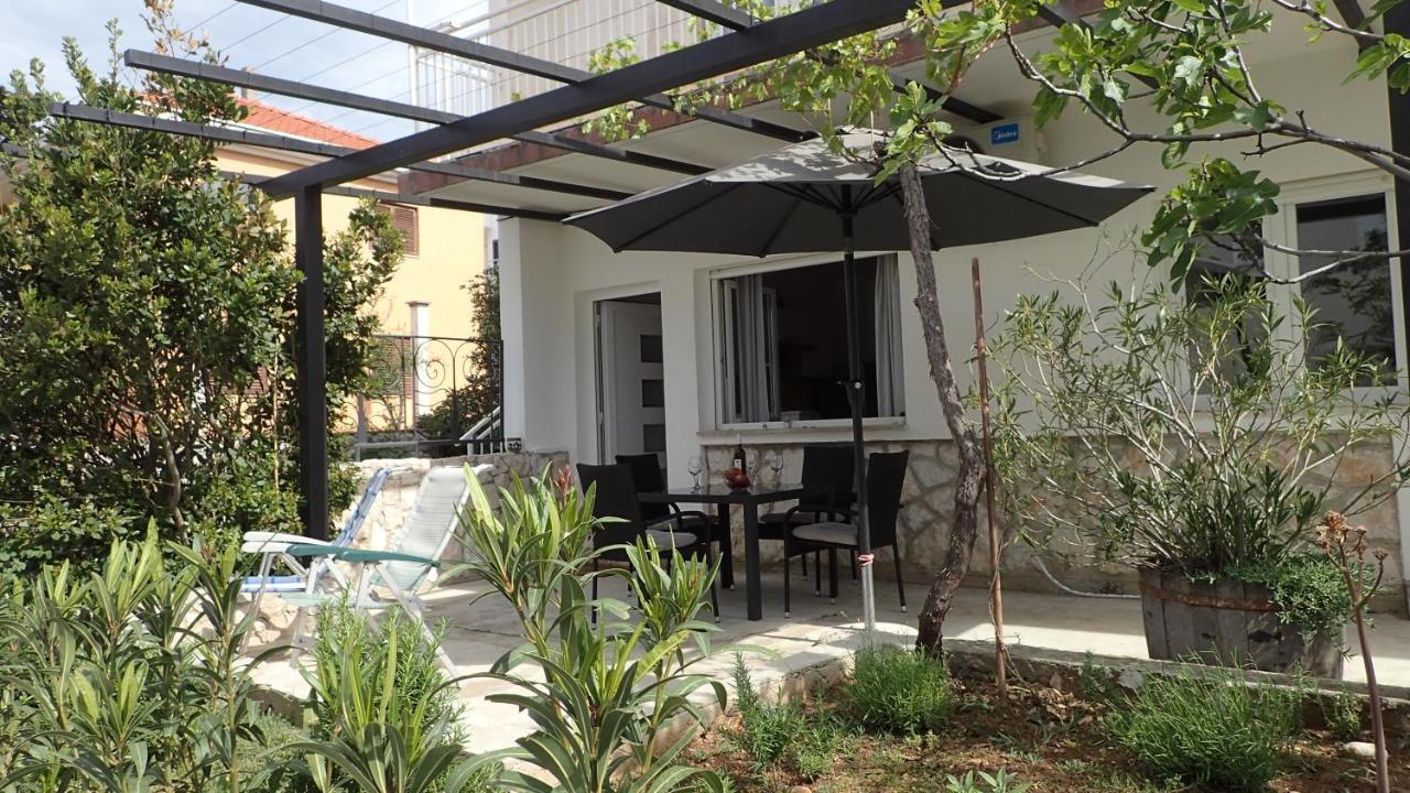 Apartman Vitamare 160 M From The Beach Novi Vinodolski Dış mekan fotoğraf