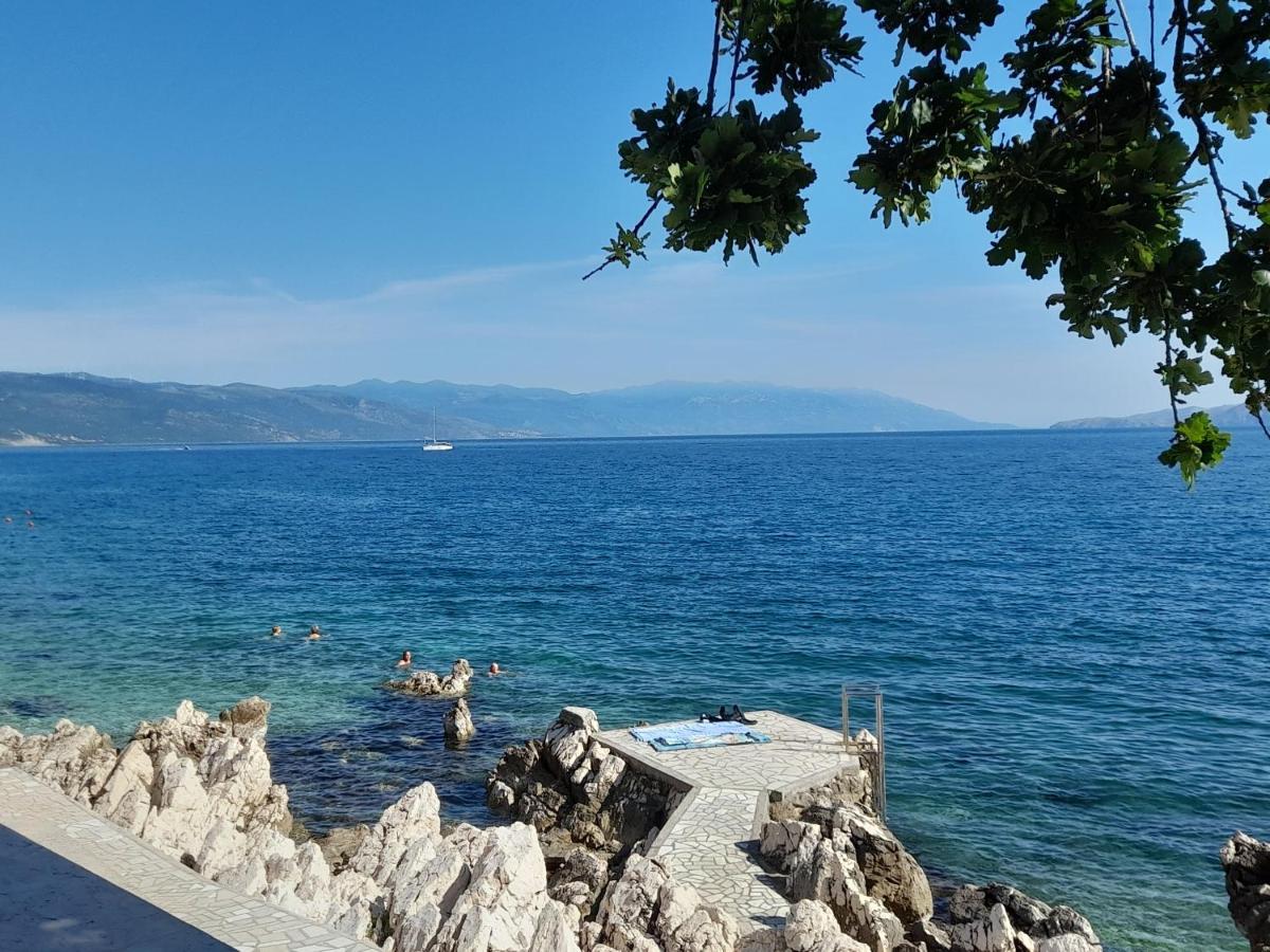 Apartman Vitamare 160 M From The Beach Novi Vinodolski Dış mekan fotoğraf