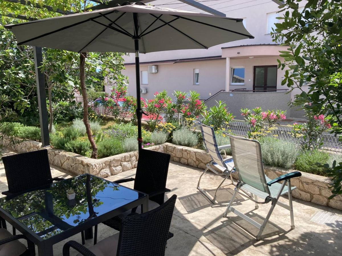 Apartman Vitamare 160 M From The Beach Novi Vinodolski Dış mekan fotoğraf